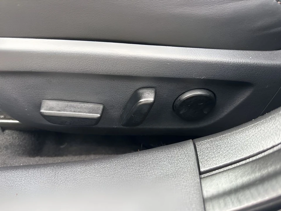 2025 Mazda Mazda 3 4th Gen - Image 10 of 12