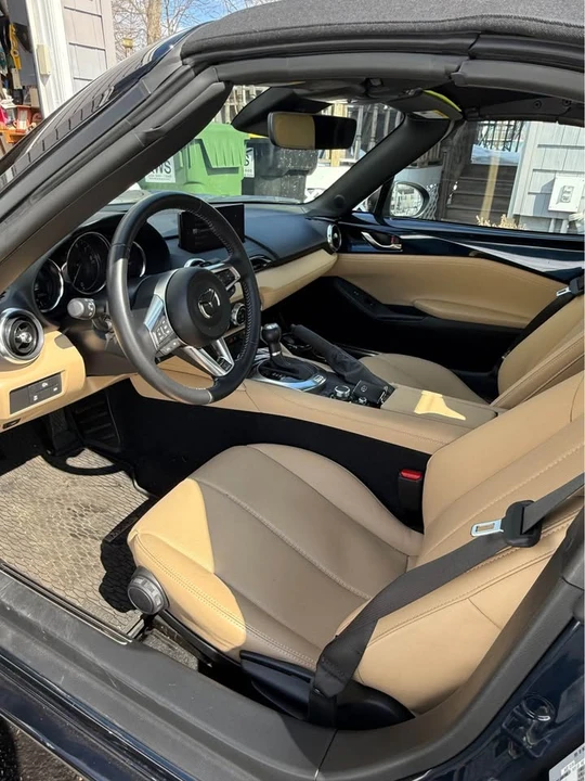 2025 Mazda ND MX-5 Miata - Image 4 of 6