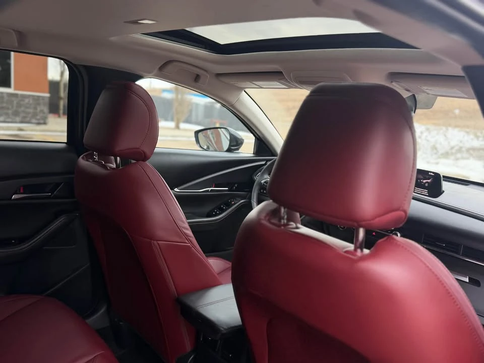 2025 Mazda CX-30 - Image 10 of 18