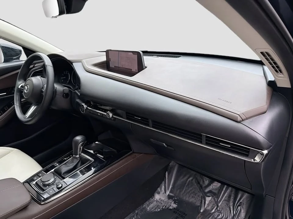 2025 Mazda CX-30 - Image 18 of 20
