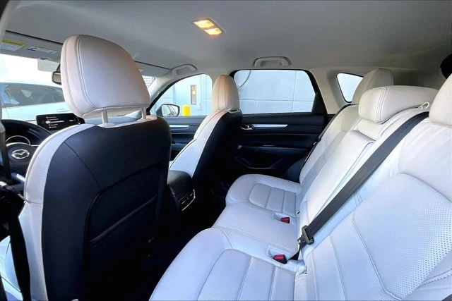 2025 Mazda CX-5 2nd Gen - Image 16 of 17