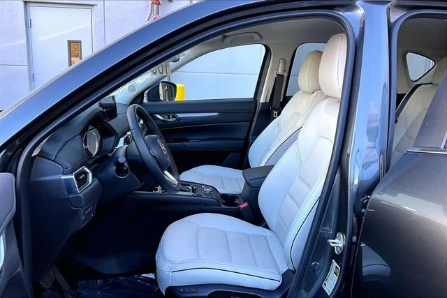 2025 Mazda CX-5 2nd Gen - Image 14 of 17