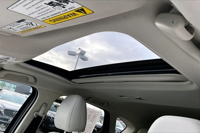 2025 Mazda CX-5 2nd Gen - Image 12 of 17