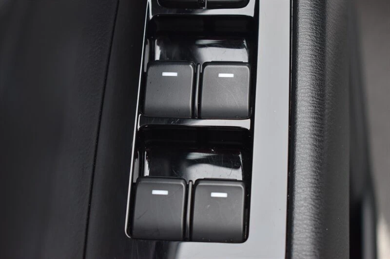 2025 Mazda CX-5 2nd Gen - Image 17 of 20