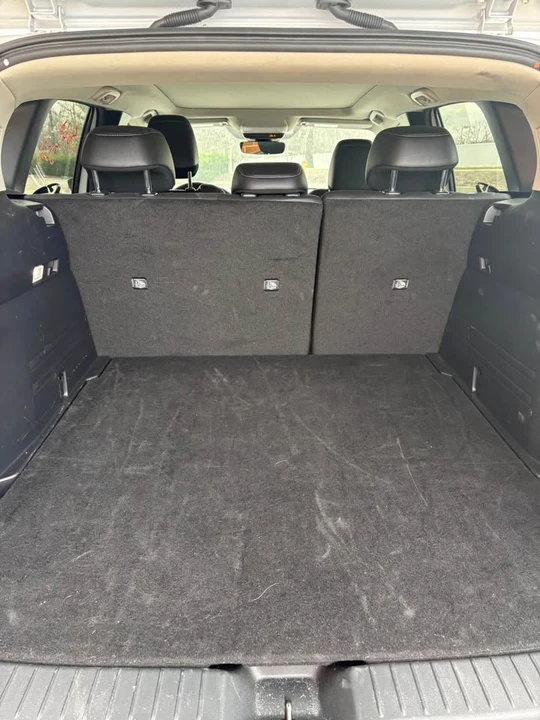 2025 Mazda CX-50 - Image 10 of 11