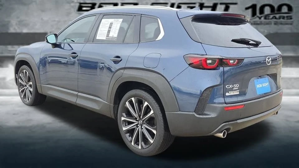 2025 Mazda CX-50 - Image 3 of 4