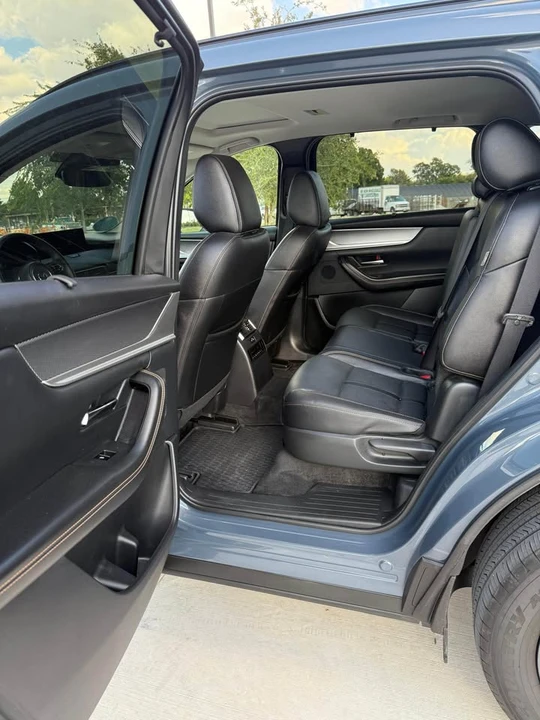 2025 Mazda CX-7 - Image 7 of 10