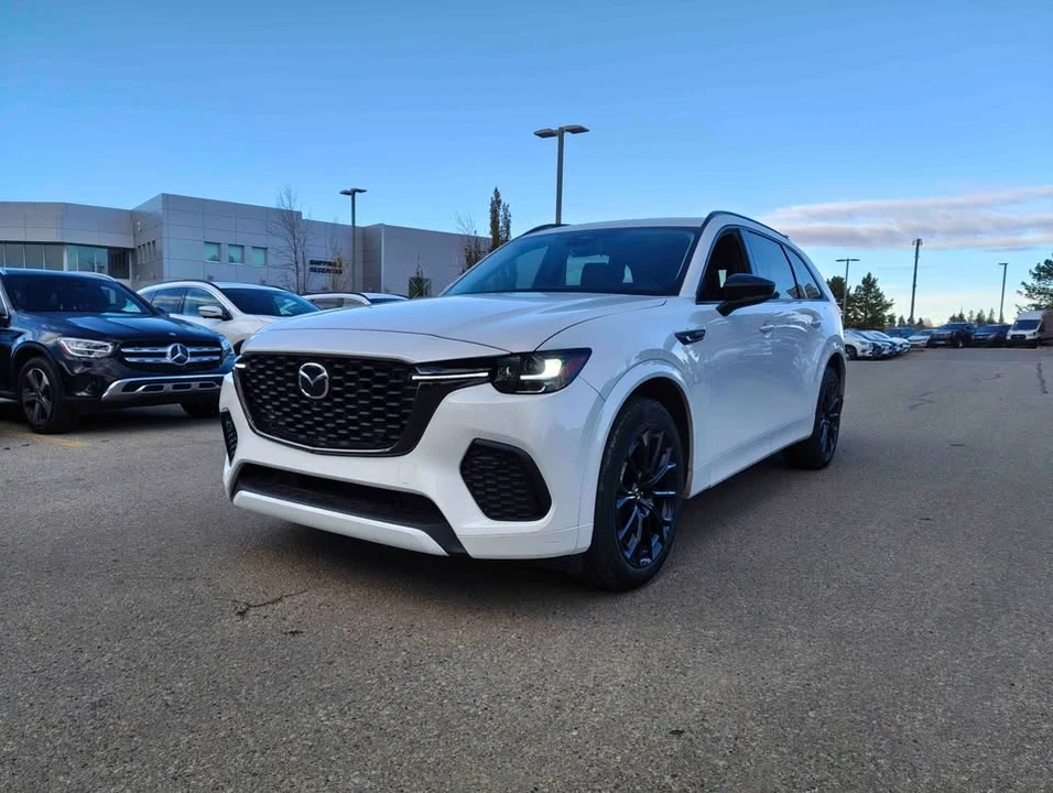 2025 Mazda CX-70 - Image 2 of 7