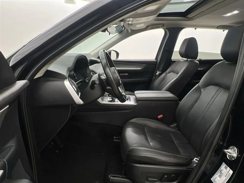 2025 Mazda CX-70 - Image 8 of 9