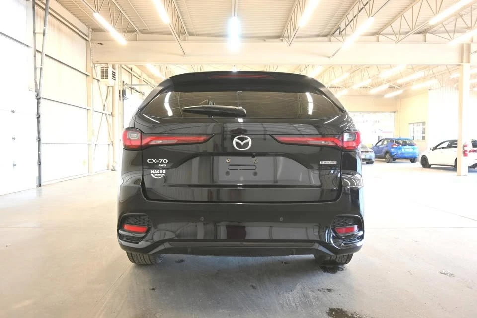 2025 Mazda CX-70 - Image 2 of 20