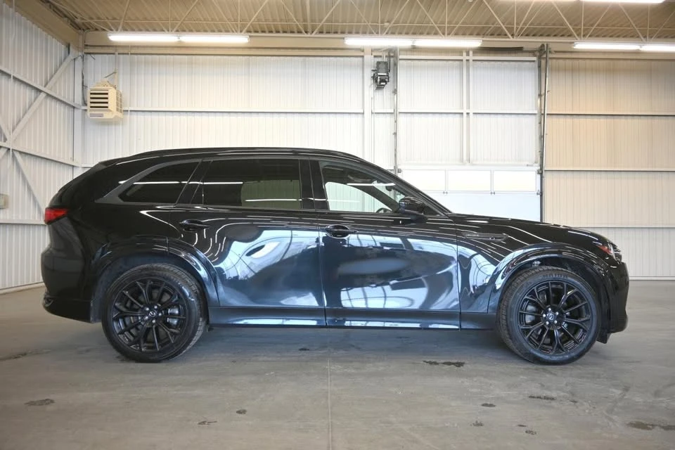 2025 Mazda CX-70 - Image 4 of 20