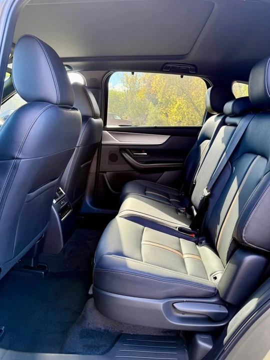 2025 Mazda CX-70 - Image 9 of 13