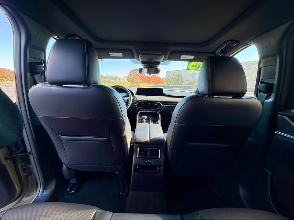 2025 Mazda CX-70 - Image 11 of 13