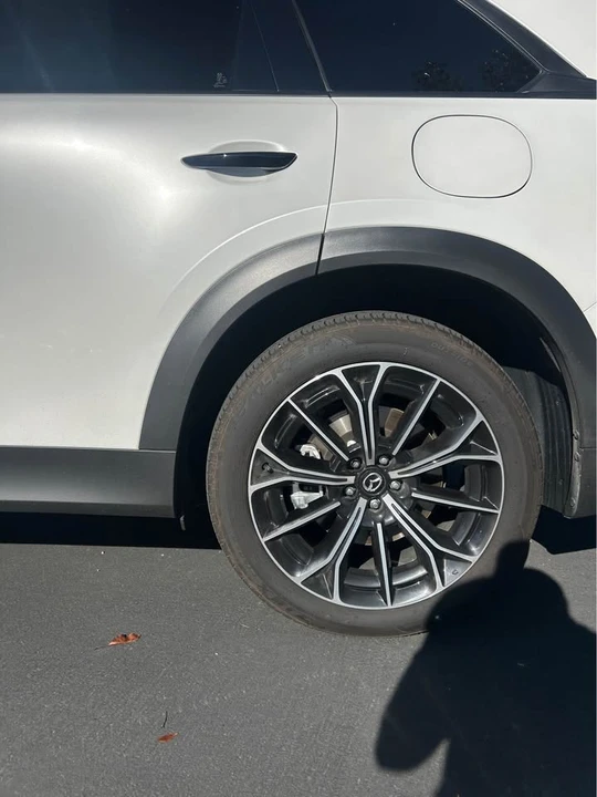 2025 Mazda CX-70 - Image 5 of 8