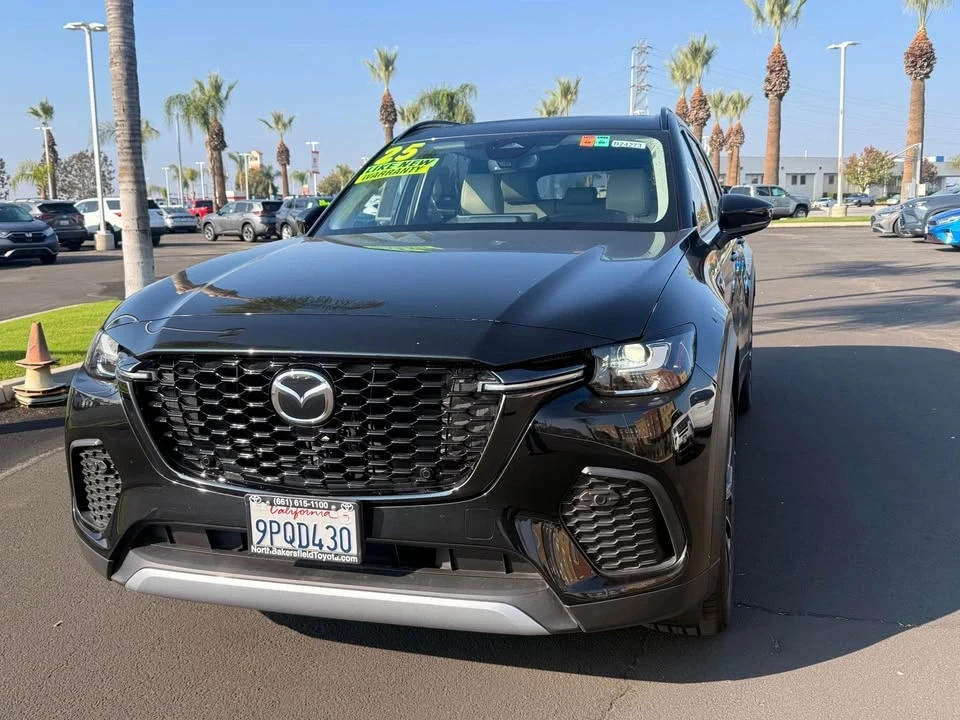 2025 Mazda CX-70 - Image 2 of 7