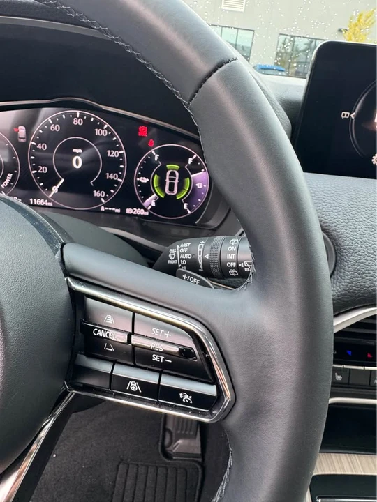2025 Mazda CX-70 - Image 15 of 16