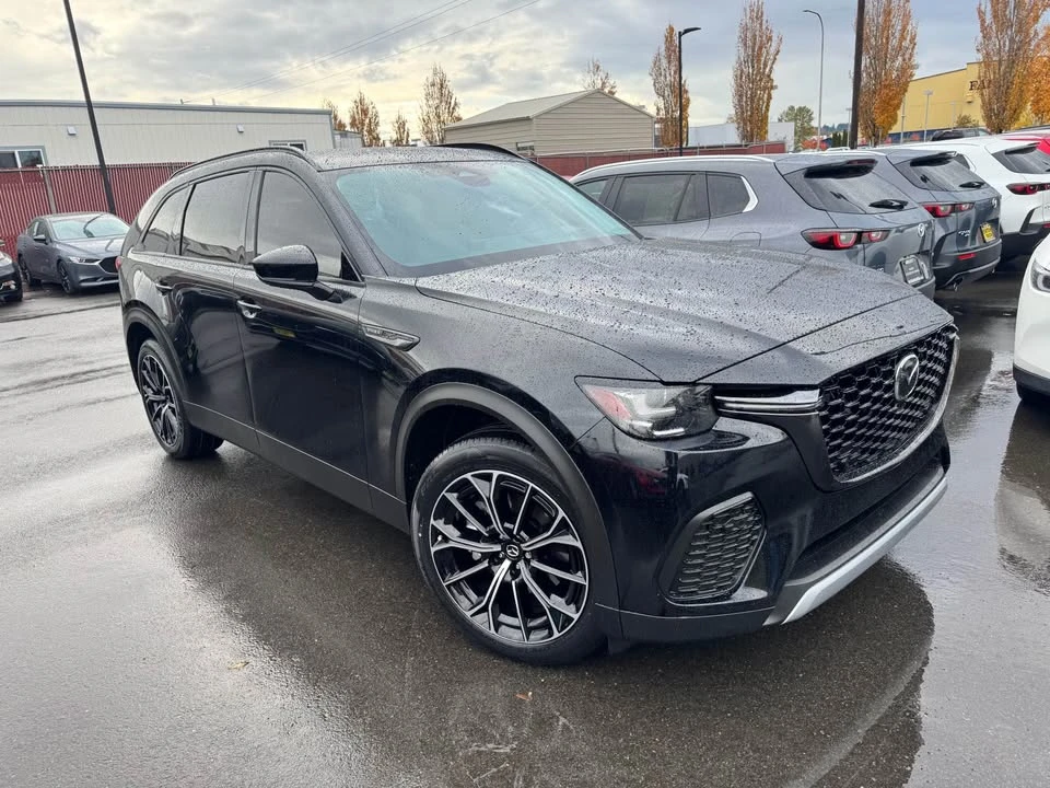2025 Mazda CX-70 - Image 2 of 16