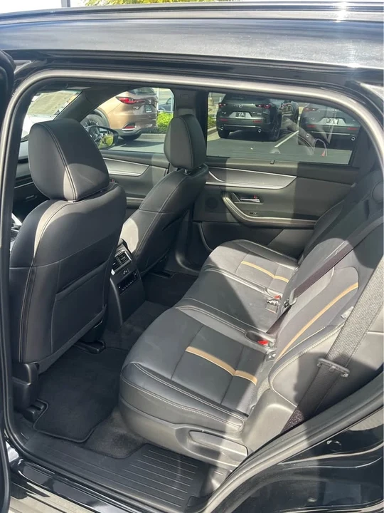 2025 Mazda CX-70 - Image 6 of 7