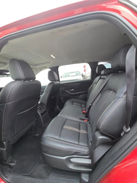 2025 Mazda CX-70 - Image 6 of 6