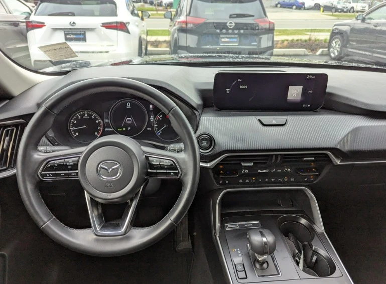 2025 Mazda CX-70 - Image 8 of 9