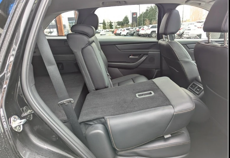 2025 Mazda CX-70 - Image 6 of 9