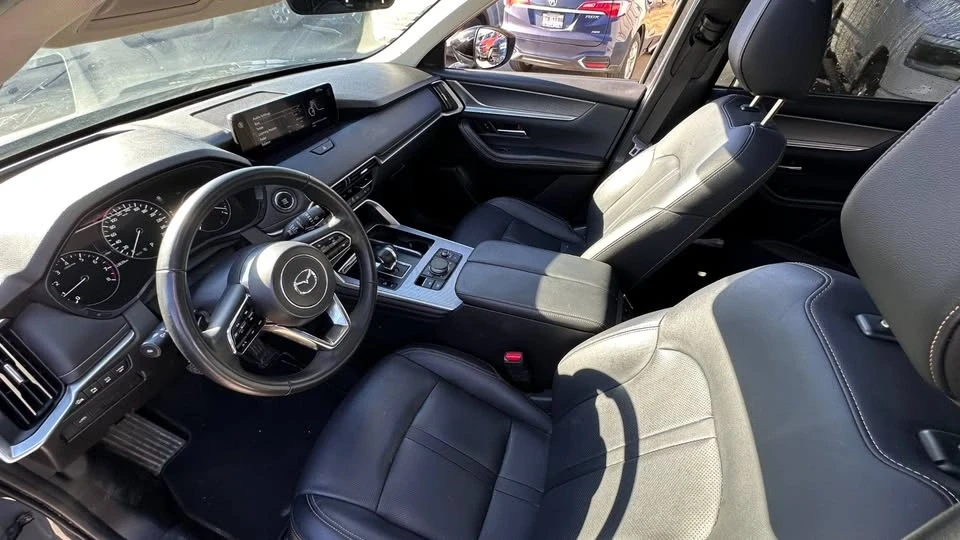 2025 Mazda CX-70 - Image 10 of 17