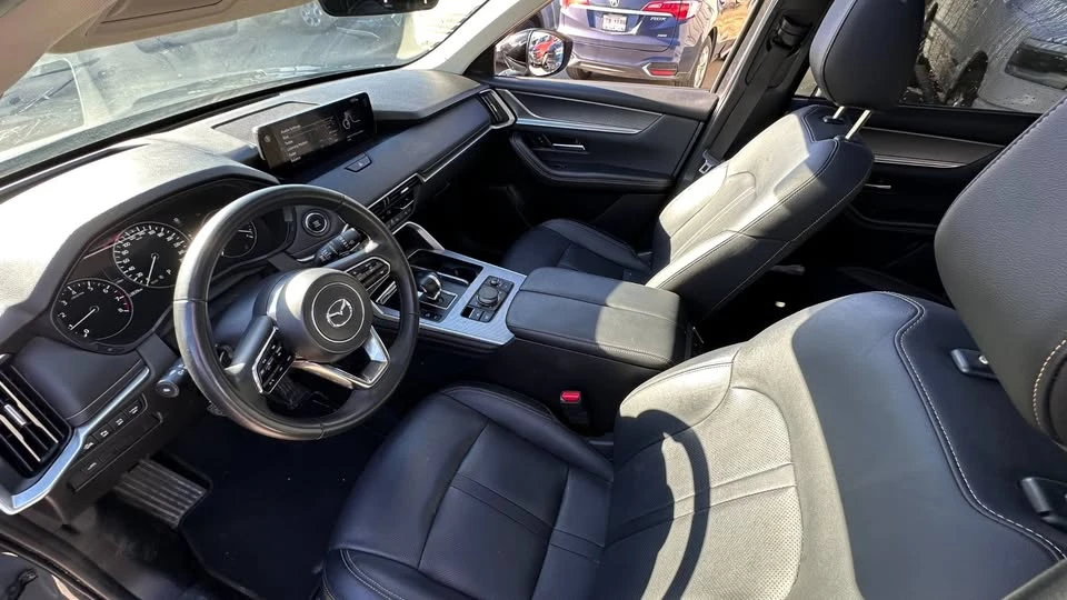 2025 Mazda CX-70 - Image 10 of 16