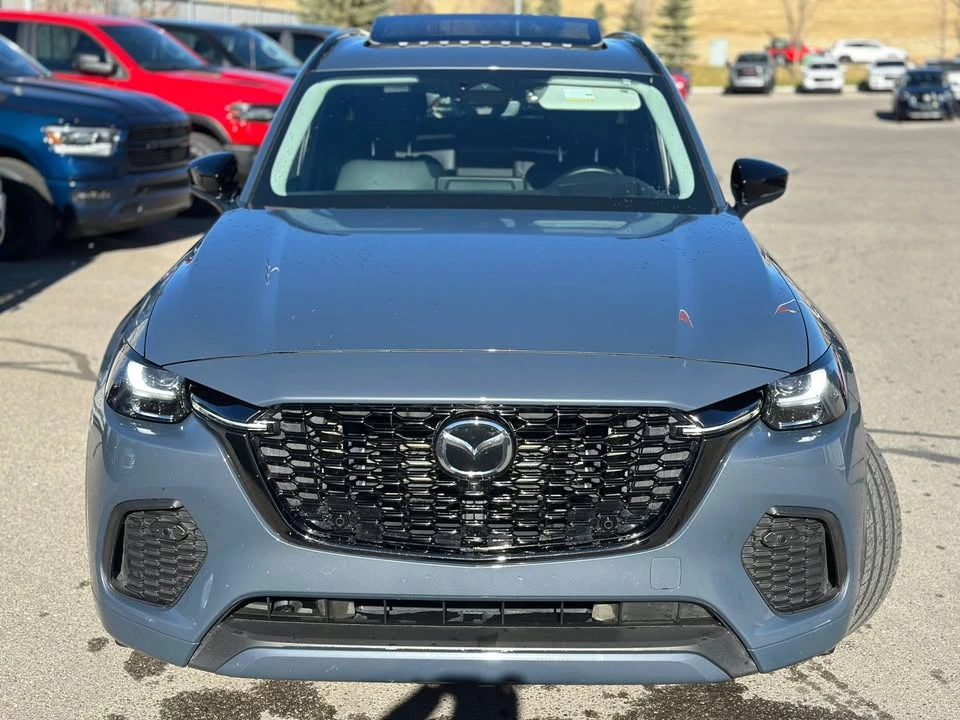 2025 Mazda CX-70 - Image 2 of 16