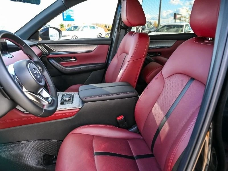 2025 Mazda CX-70 - Image 9 of 17