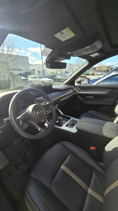 2025 Mazda CX-70 - Image 3 of 8