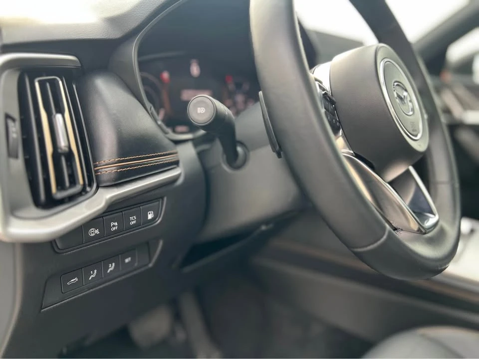 2025 Mazda CX-70 - Image 13 of 19
