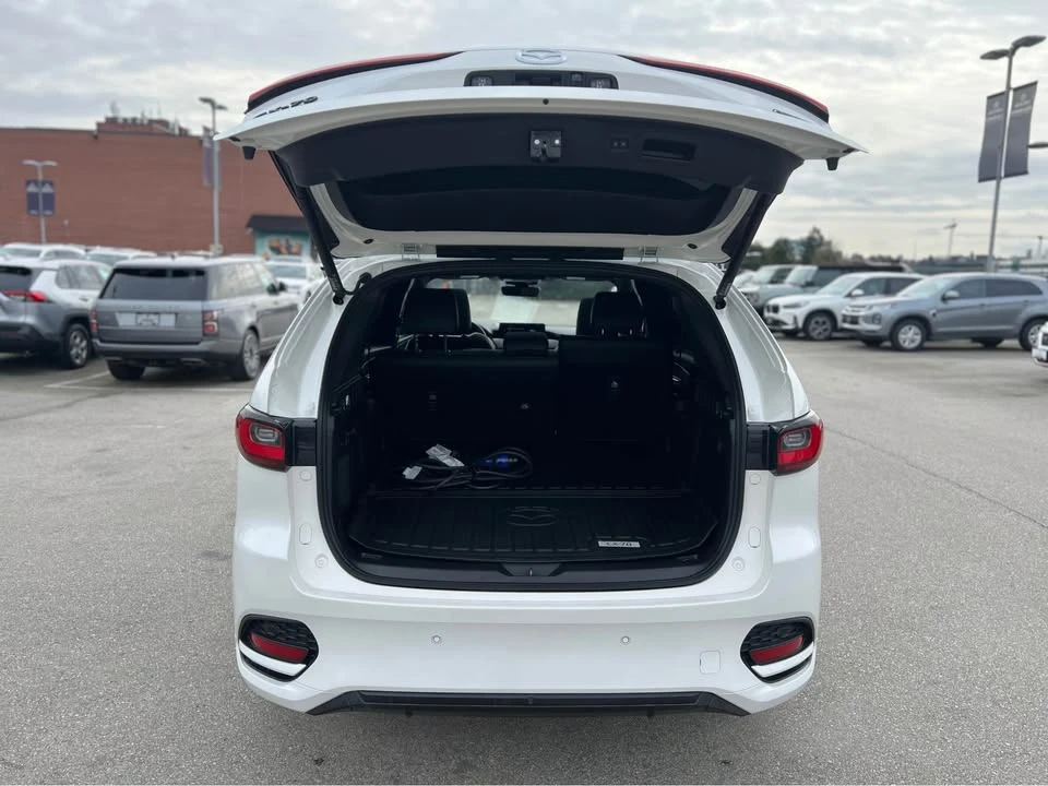 2025 Mazda CX-70 - Image 8 of 19
