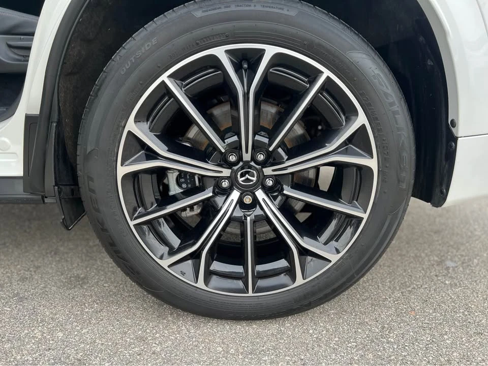 2025 Mazda CX-70 - Image 10 of 19