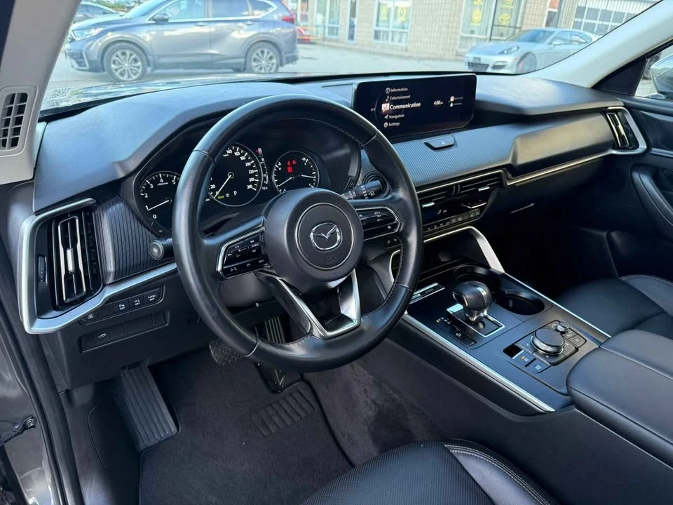 2025 Mazda CX-90 - Image 11 of 19