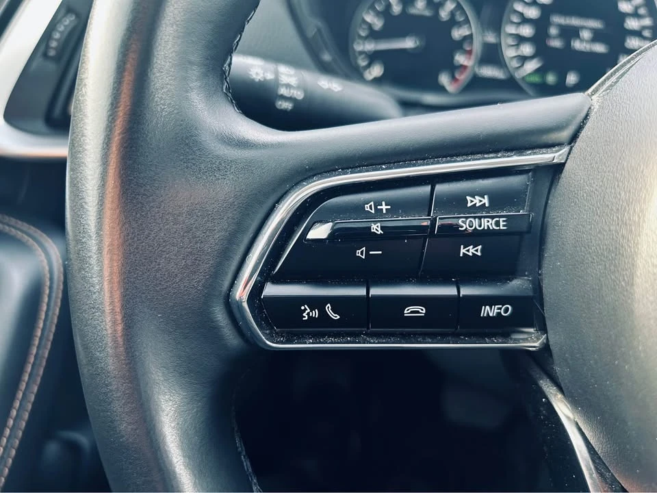 2025 Mazda CX-90 - Image 9 of 17