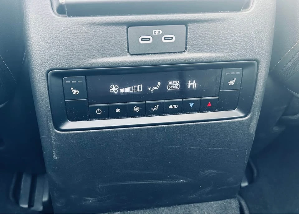 2025 Mazda CX-90 - Image 16 of 17