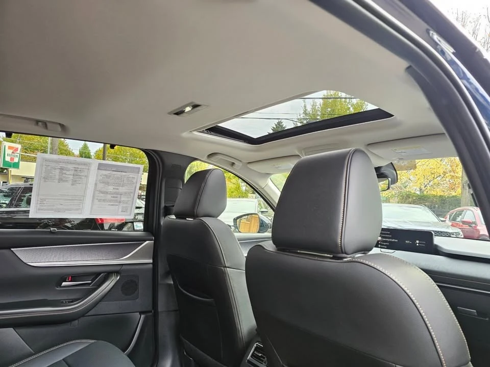 2025 Mazda CX-90 - Image 14 of 20