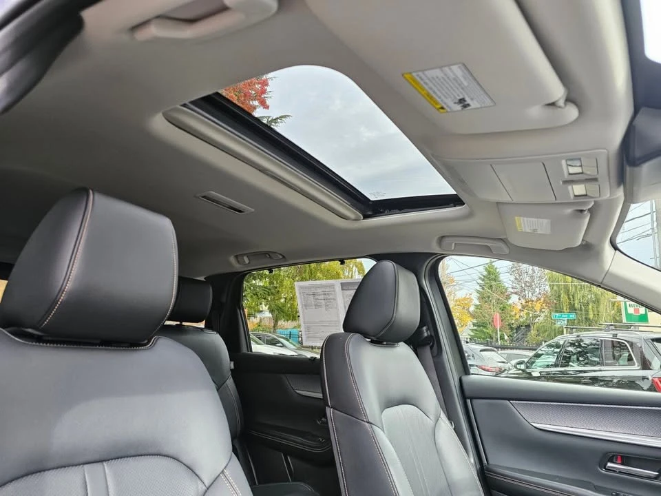 2025 Mazda CX-90 - Image 12 of 20