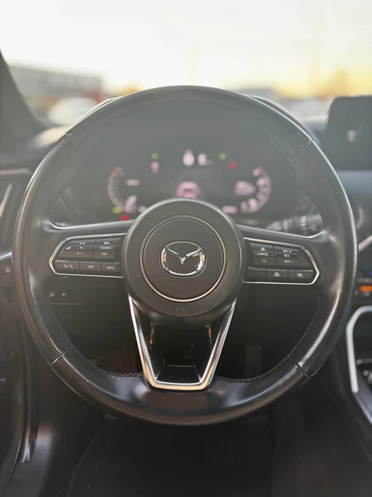 2025 Mazda CX-90 - Image 4 of 13