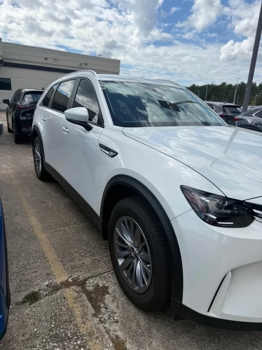 2025 Mazda CX-90 - Image 3 of 11