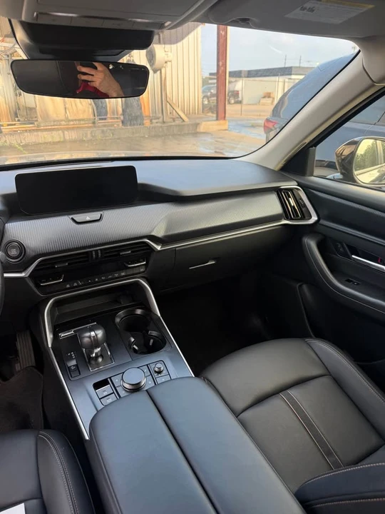 2025 Mazda CX-90 - Image 9 of 10