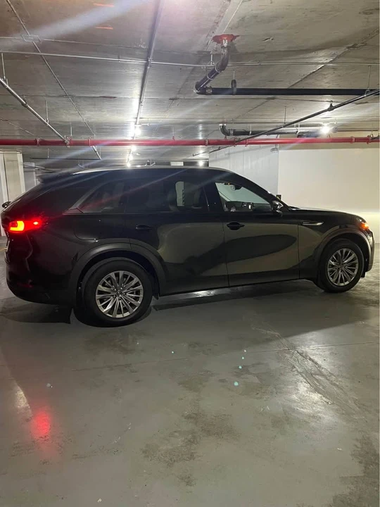 2025 Mazda CX-90 - Image 10 of 13