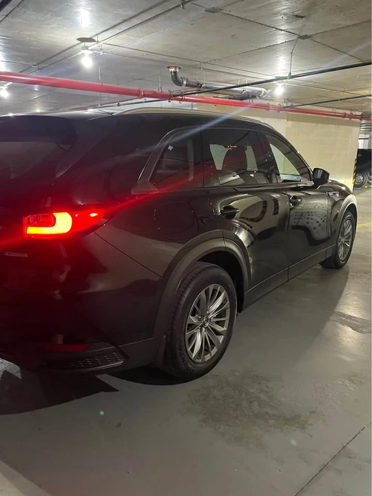 2025 Mazda CX-90 - Image 2 of 11