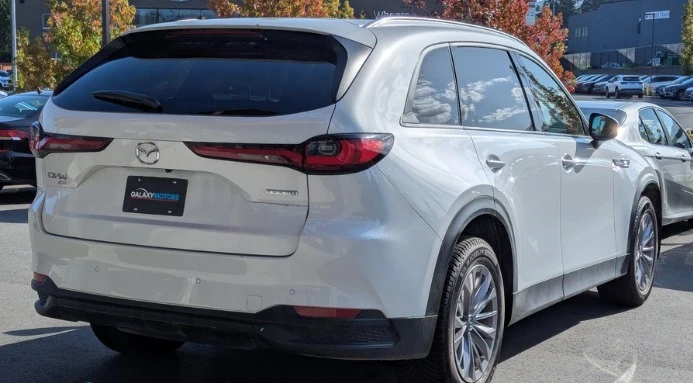 2025 Mazda CX-90 - Image 3 of 8