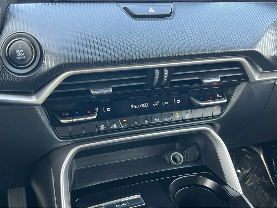 2025 Mazda CX-90 - Image 19 of 20