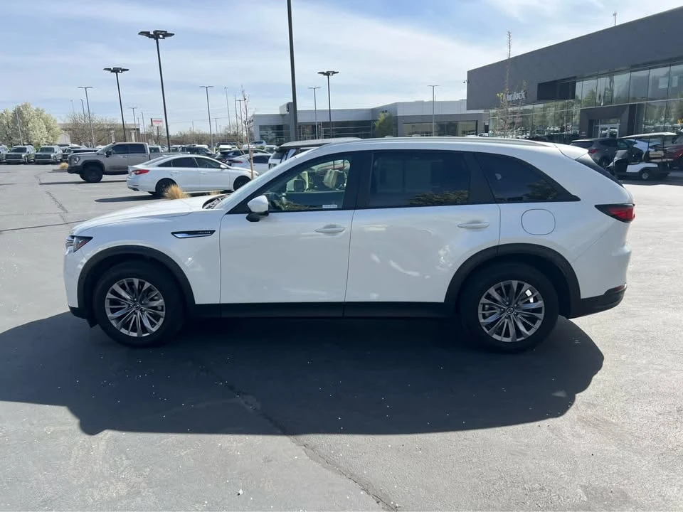 2025 Mazda CX-90 - Image 12 of 20