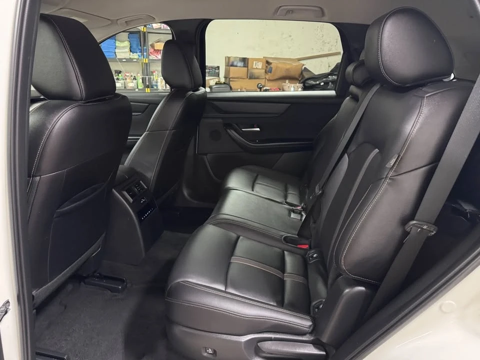 2025 Mazda CX-90 - Image 11 of 20