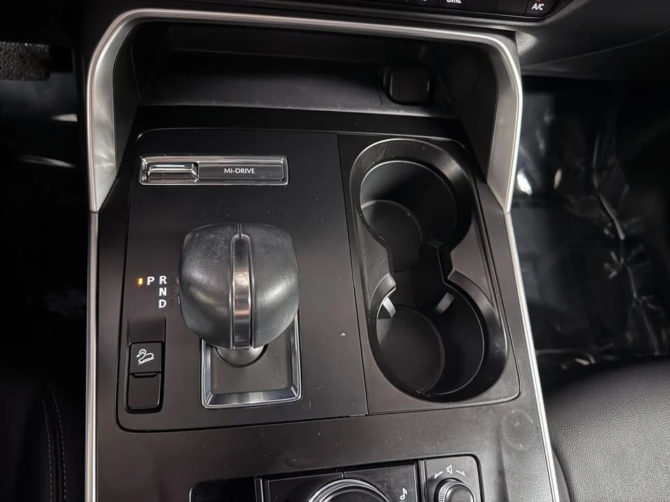 2025 Mazda CX-90 - Image 9 of 20