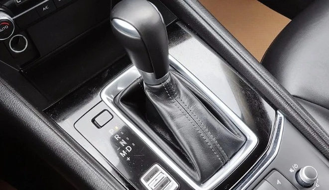 2025 Mazda CX-5 2nd Gen - Image 15 of 17