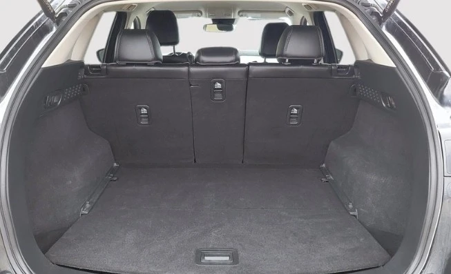 2025 Mazda CX-5 2nd Gen - Image 6 of 17